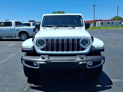2025 Jeep Wrangler 4-Door Sahara 4x4