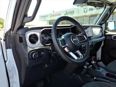 2025 Jeep Wrangler 4-Door Sahara 4x4