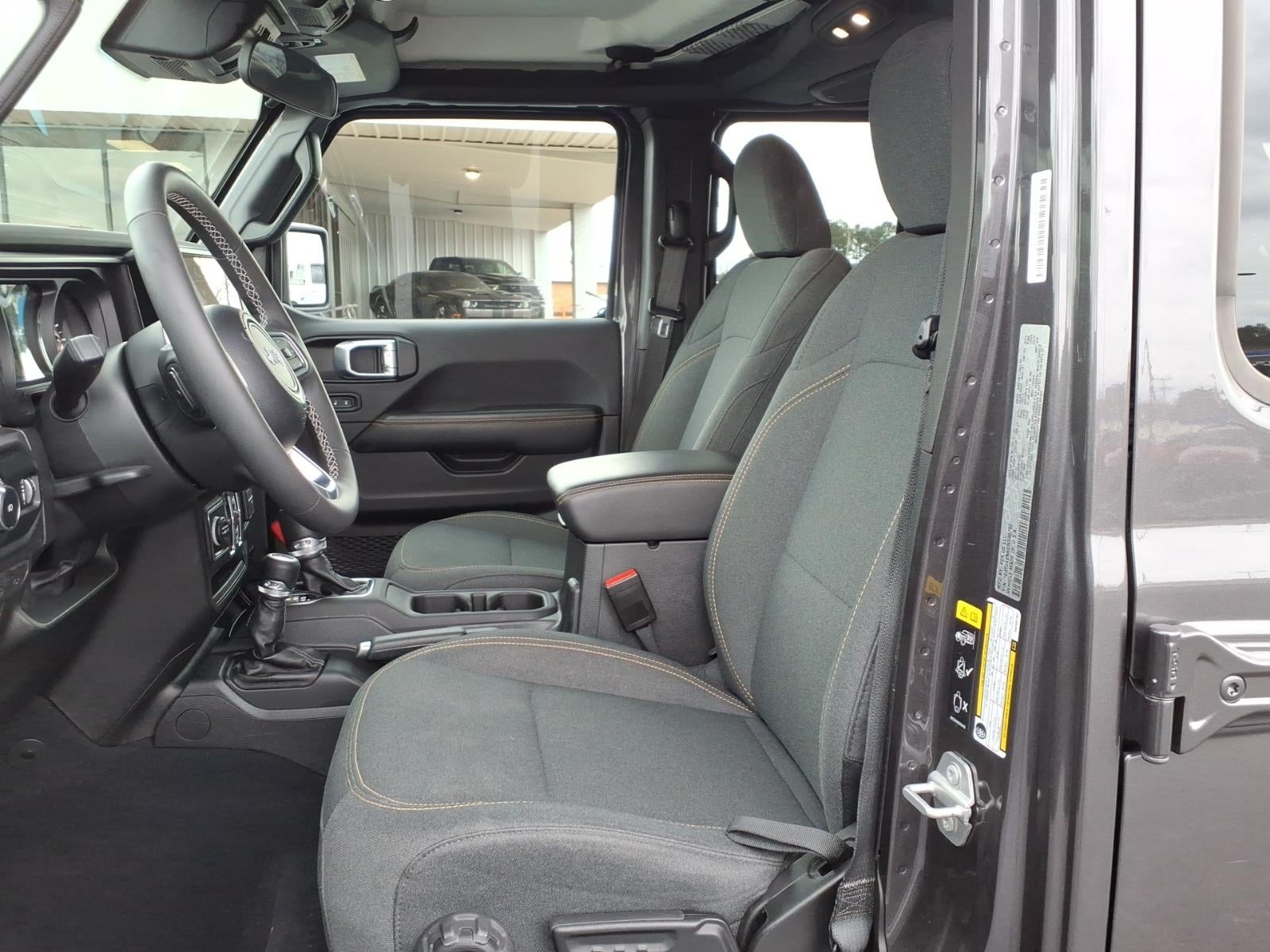 2025 Jeep Wrangler 4-Door Sahara 4x4