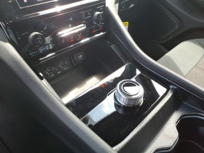 2026 Jeep Grand Cherokee GRAND CHEROKEE LAREDO X 4X2