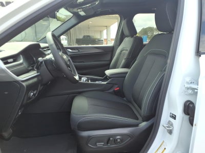 2026 Jeep Grand Cherokee GRAND CHEROKEE LAREDO X 4X2