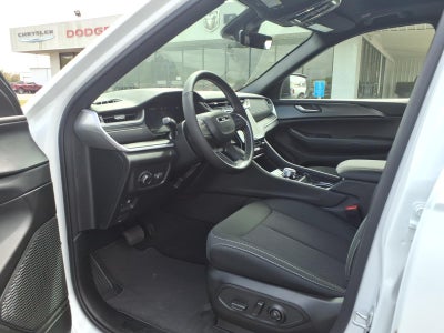 2026 Jeep Grand Cherokee GRAND CHEROKEE LAREDO X 4X2