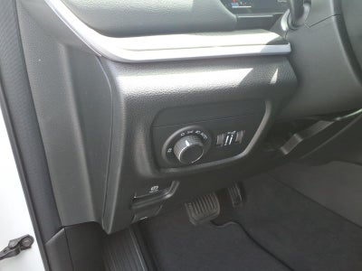 2026 Jeep Grand Cherokee GRAND CHEROKEE LAREDO X 4X2