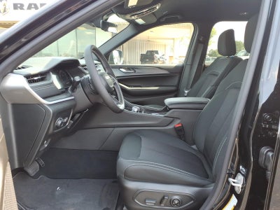 2026 Jeep Grand Cherokee GRAND CHEROKEE LAREDO 4X2
