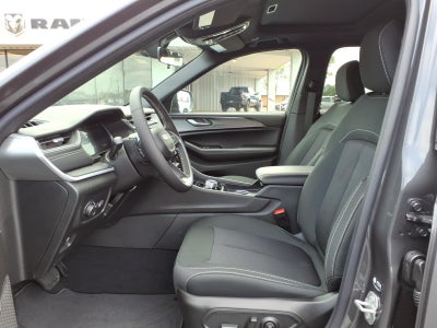2026 Jeep Grand Cherokee GRAND CHEROKEE LAREDO X 4X2