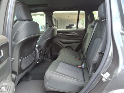 2026 Jeep Grand Cherokee GRAND CHEROKEE LAREDO X 4X2