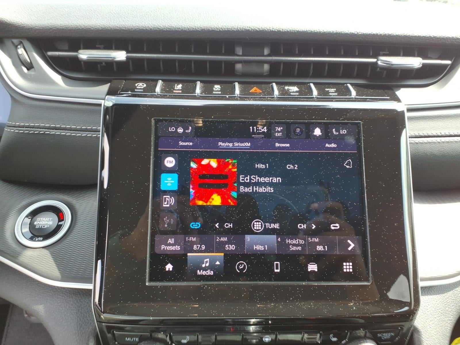 2026 Jeep Grand Cherokee GRAND CHEROKEE LAREDO X 4X2