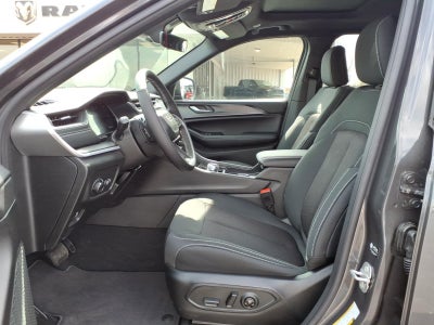 2026 Jeep Grand Cherokee GRAND CHEROKEE LAREDO X 4X2