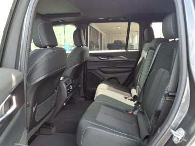 2026 Jeep Grand Cherokee GRAND CHEROKEE LAREDO X 4X2