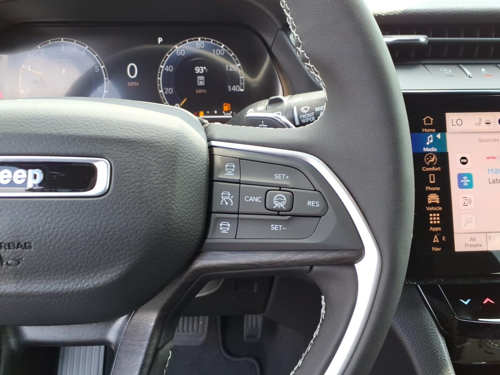 2026 Jeep Grand Cherokee GRAND CHEROKEE LAREDO ALTITUDE 4X2