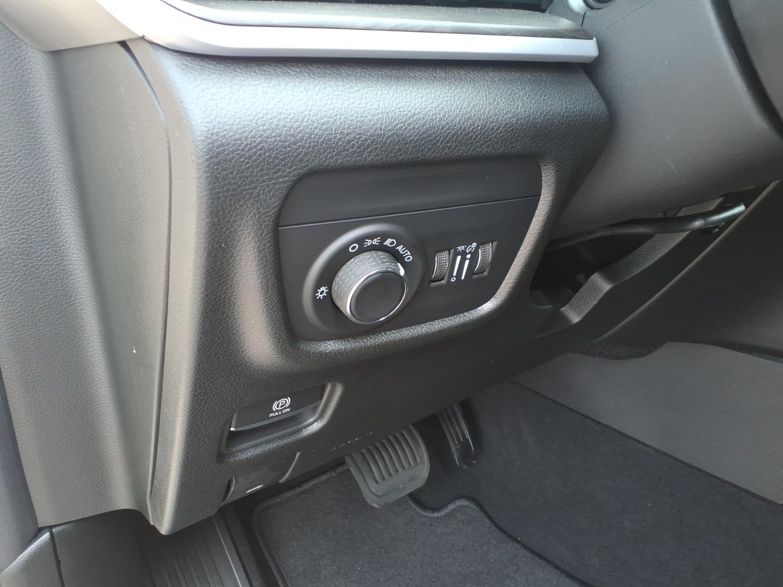 2026 Jeep Grand Cherokee GRAND CHEROKEE LAREDO ALTITUDE 4X2