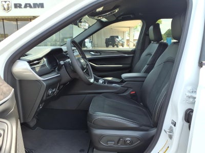 2026 Jeep Grand Cherokee GRAND CHEROKEE LAREDO ALTITUDE 4X2