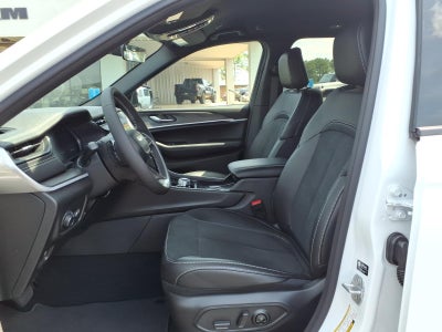 2026 Jeep Grand Cherokee GRAND CHEROKEE LAREDO ALTITUDE 4X2