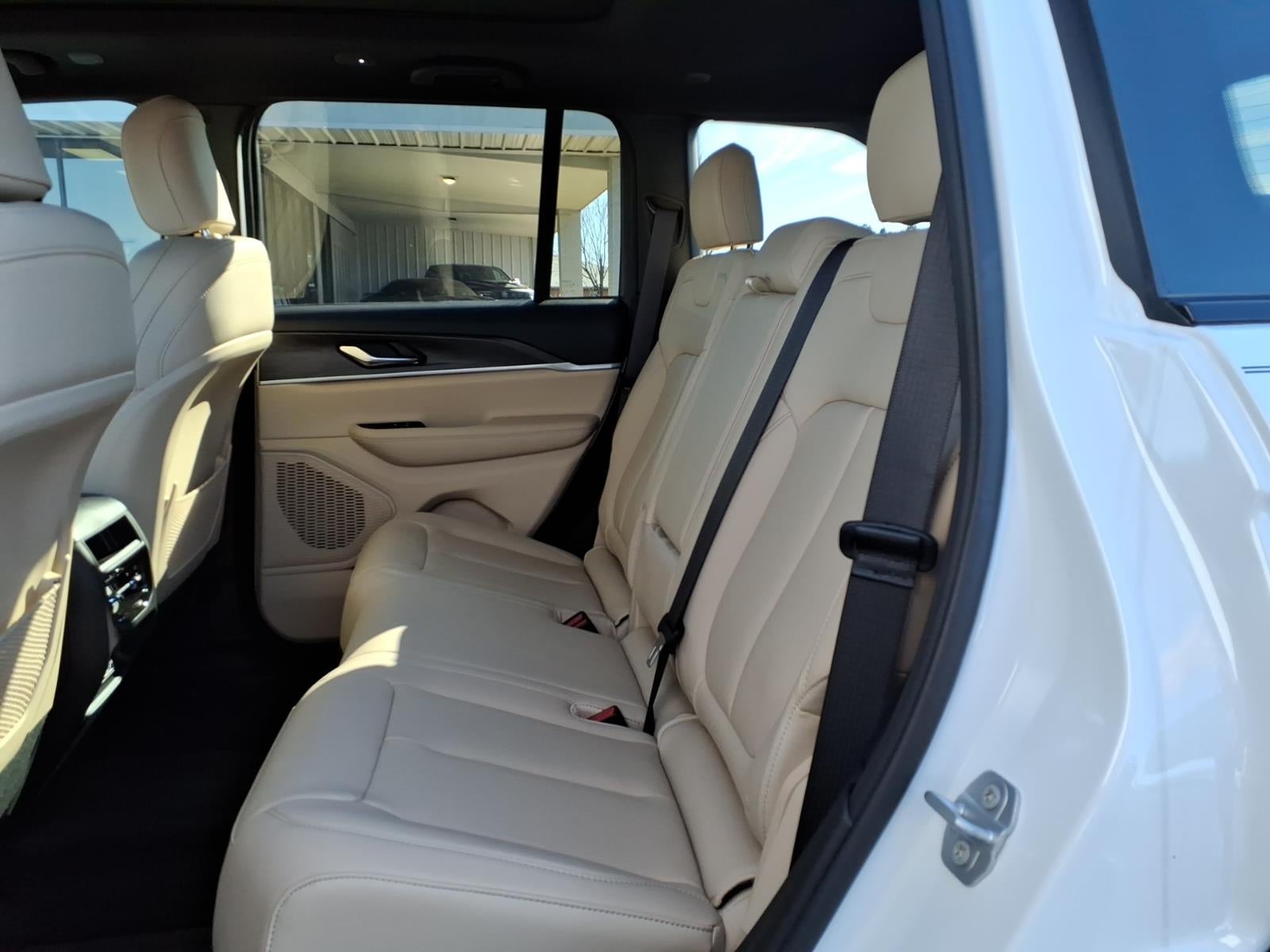 2025 Jeep Grand Cherokee GRAND CHEROKEE LIMITED 4X2