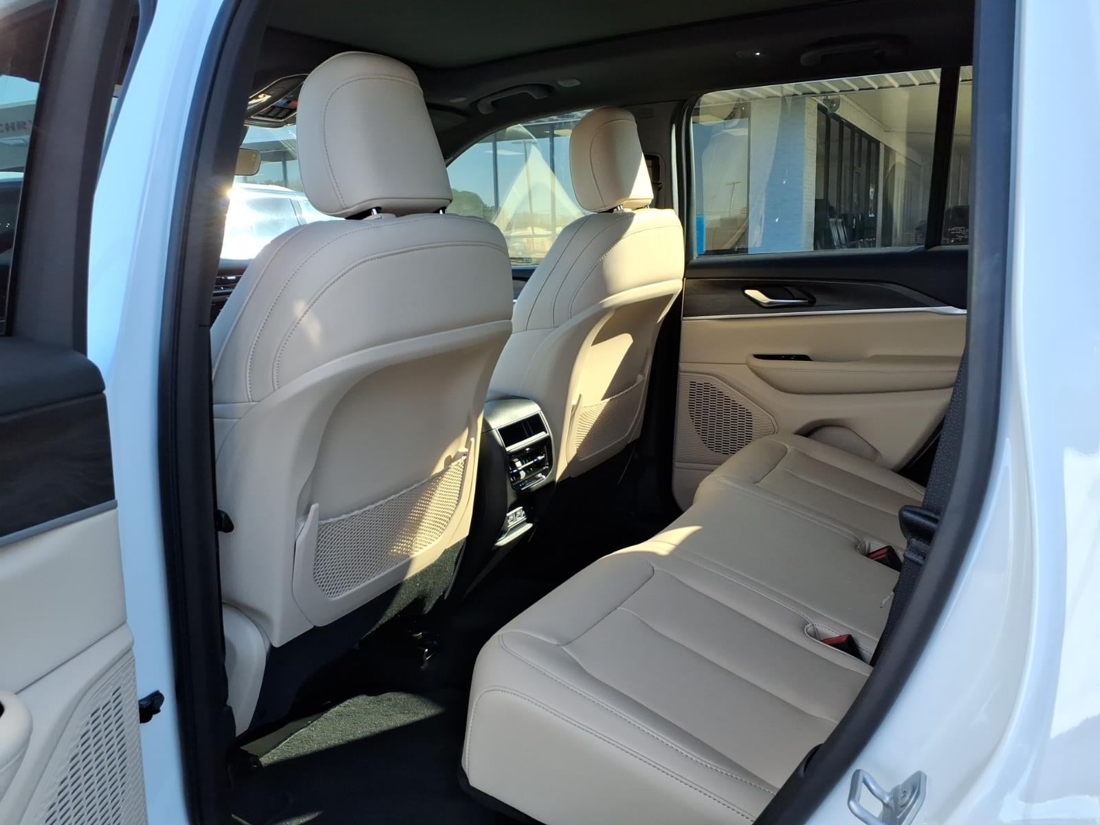 2025 Jeep Grand Cherokee GRAND CHEROKEE LIMITED 4X2