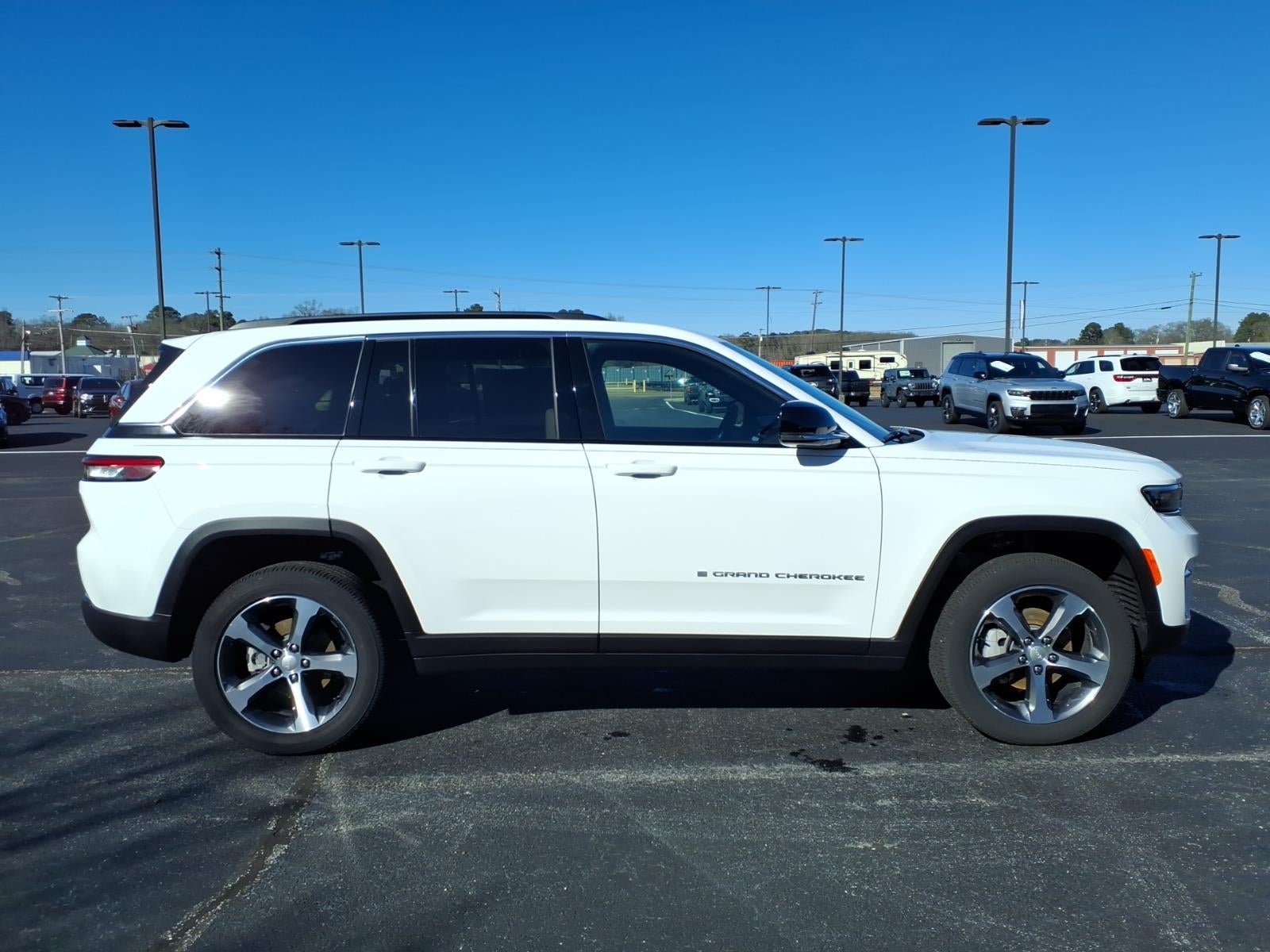 2025 Jeep Grand Cherokee GRAND CHEROKEE LIMITED 4X2