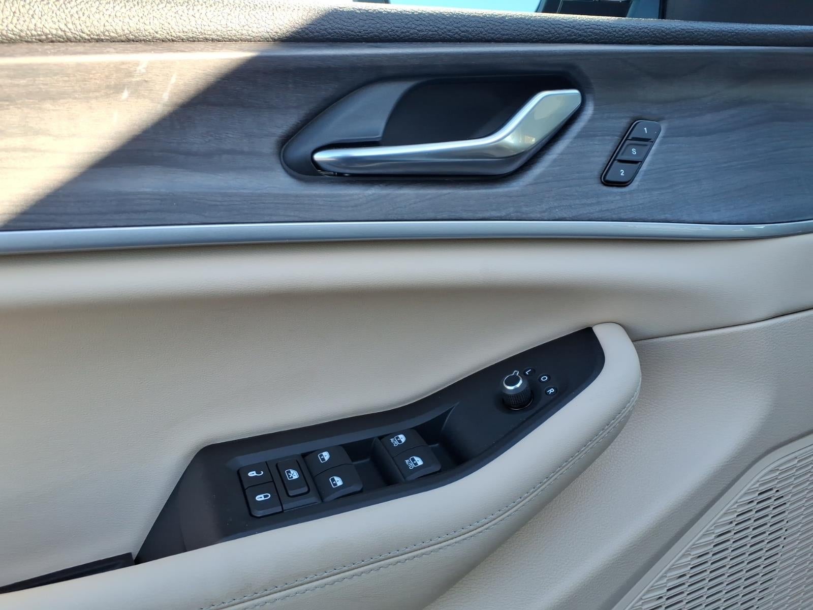 2025 Jeep Grand Cherokee GRAND CHEROKEE LIMITED 4X2