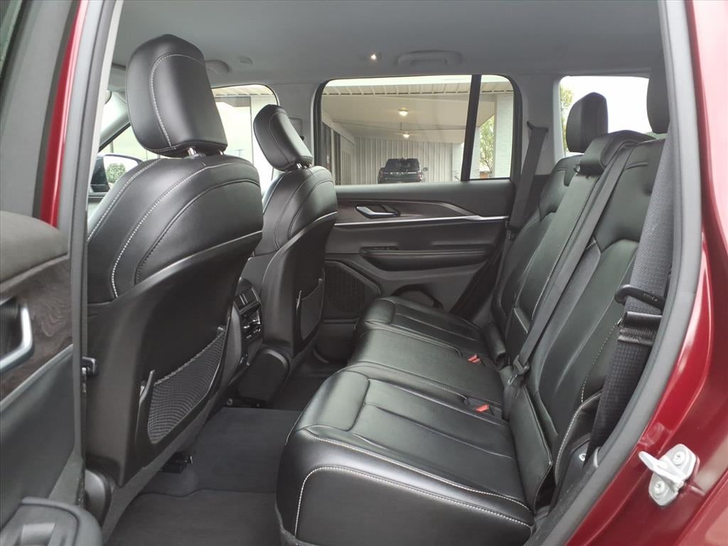 2023 Jeep Grand Cherokee Limited 4x2