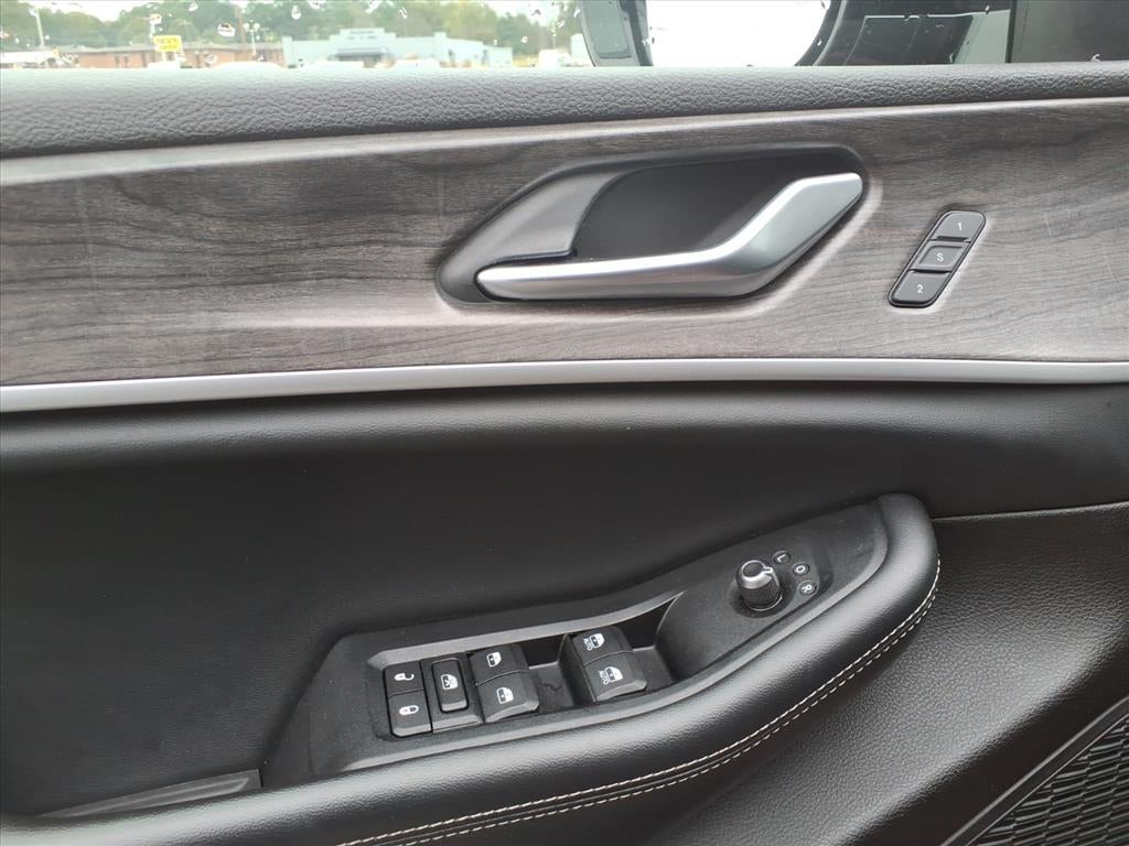 2023 Jeep Grand Cherokee Limited 4x2