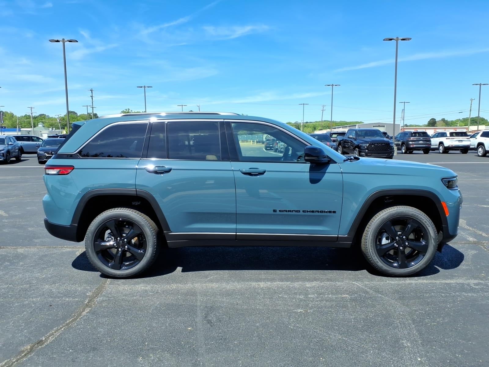 2026 Jeep Grand Cherokee GRAND CHEROKEE LIMITED 4X2