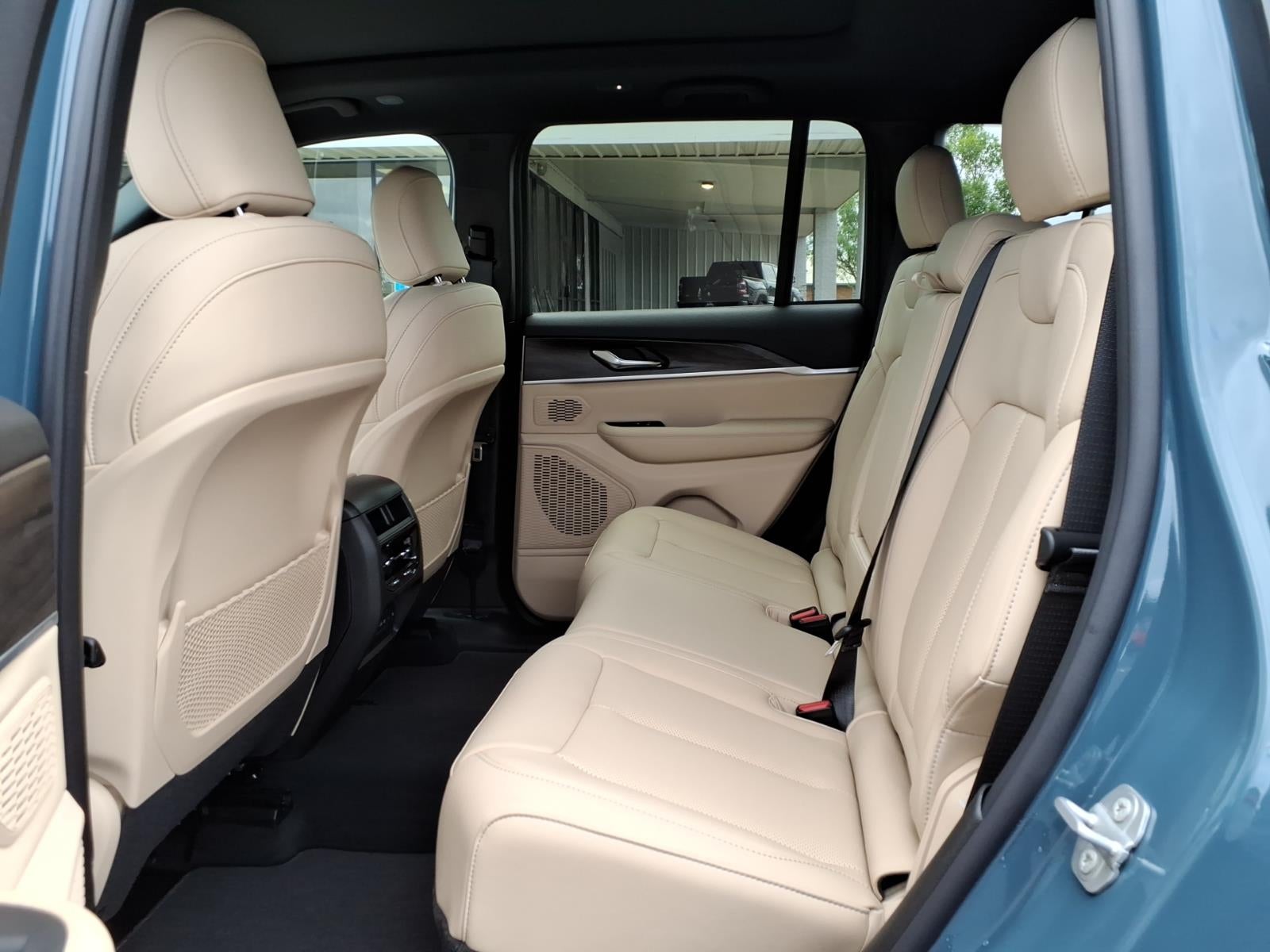 2026 Jeep Grand Cherokee GRAND CHEROKEE LIMITED 4X2