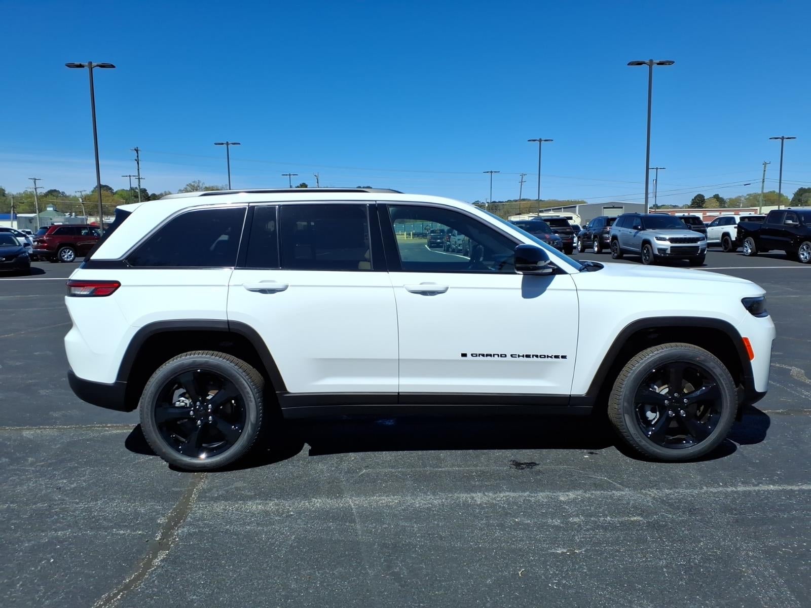 2026 Jeep Grand Cherokee GRAND CHEROKEE LIMITED 4X2