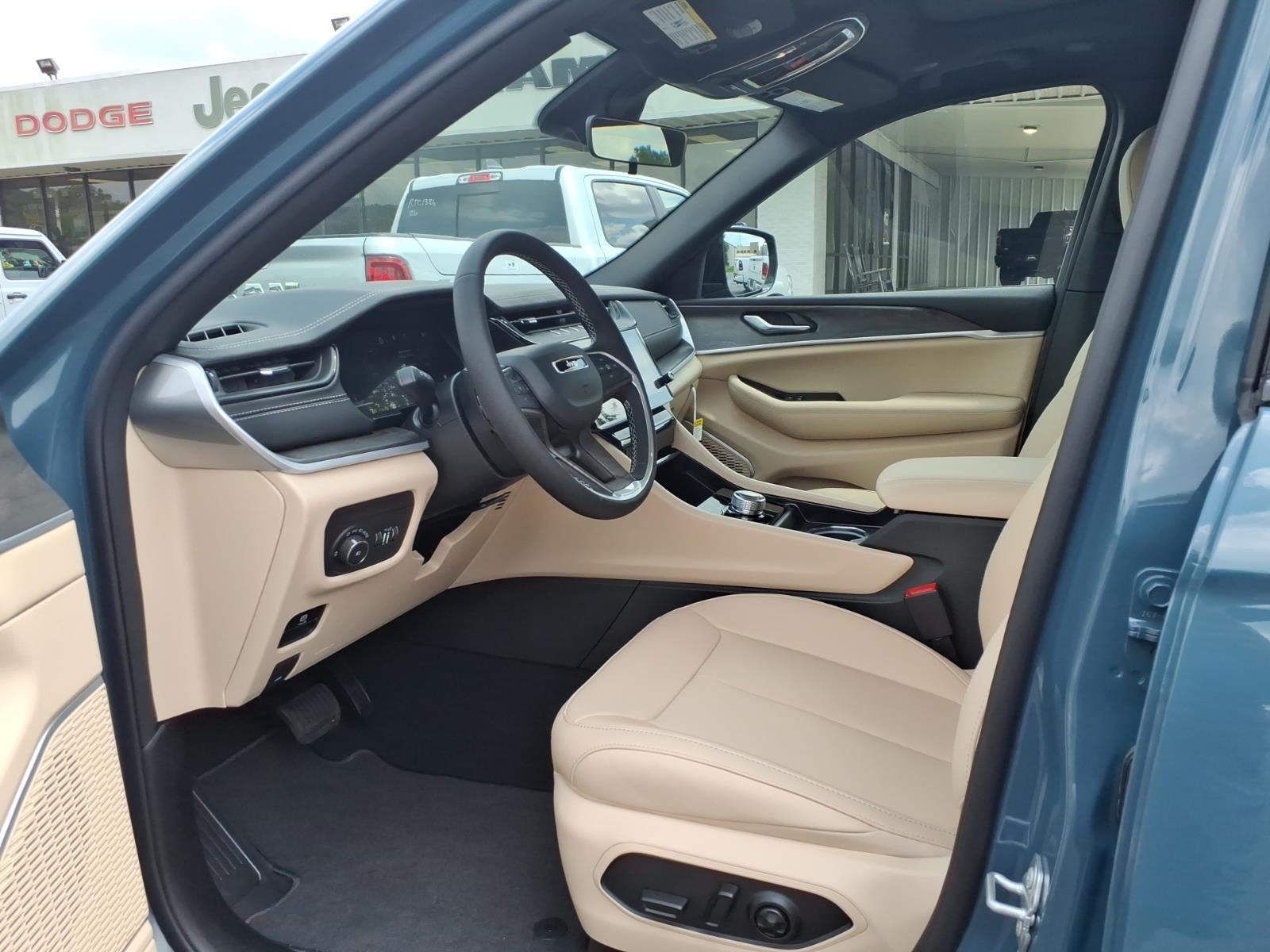 2026 Jeep Grand Cherokee GRAND CHEROKEE LIMITED 4X2