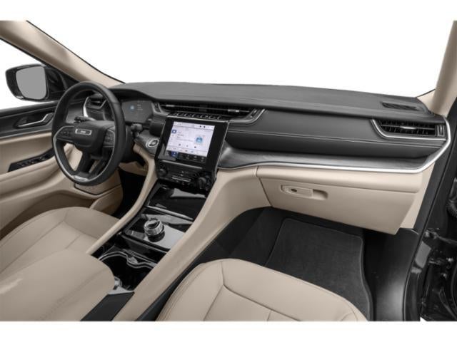 2023 Jeep Grand Cherokee Overland 4x2