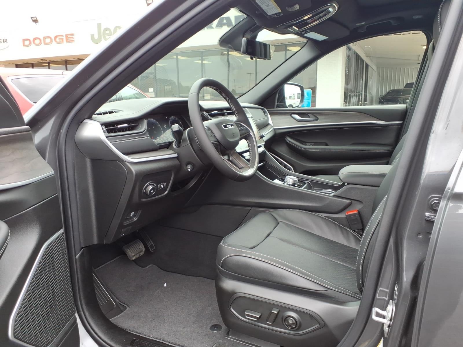 2026 Jeep Grand Cherokee GRAND CHEROKEE LIMITED RESERVE 4X4