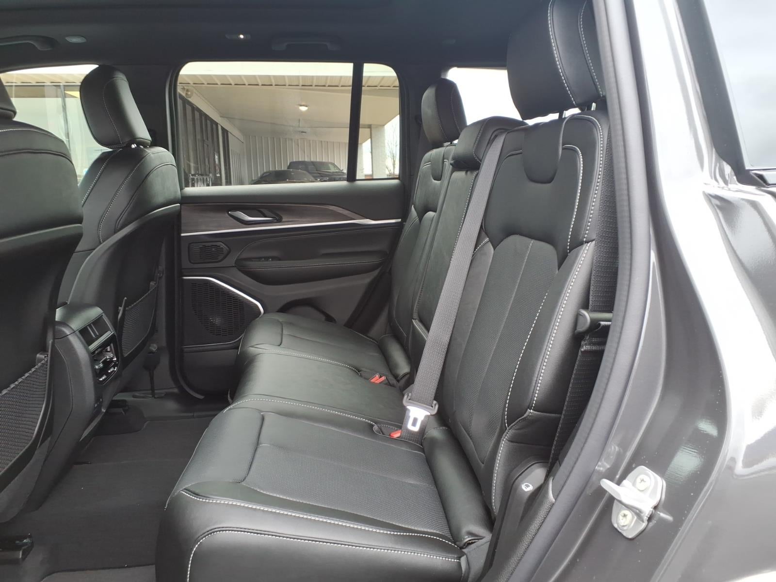 2026 Jeep Grand Cherokee GRAND CHEROKEE LIMITED RESERVE 4X4