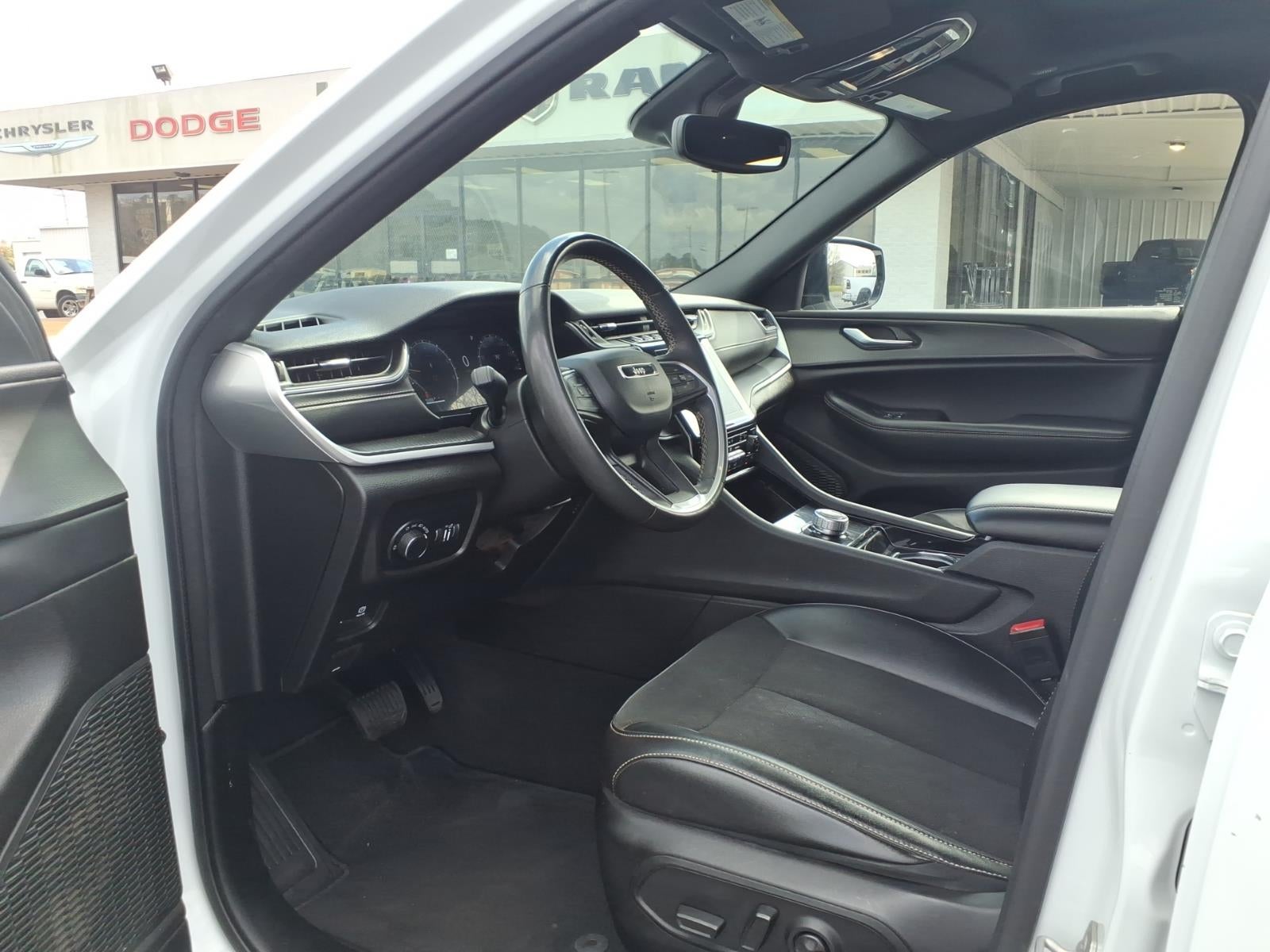 2023 Jeep Grand Cherokee L Altitude 4x2