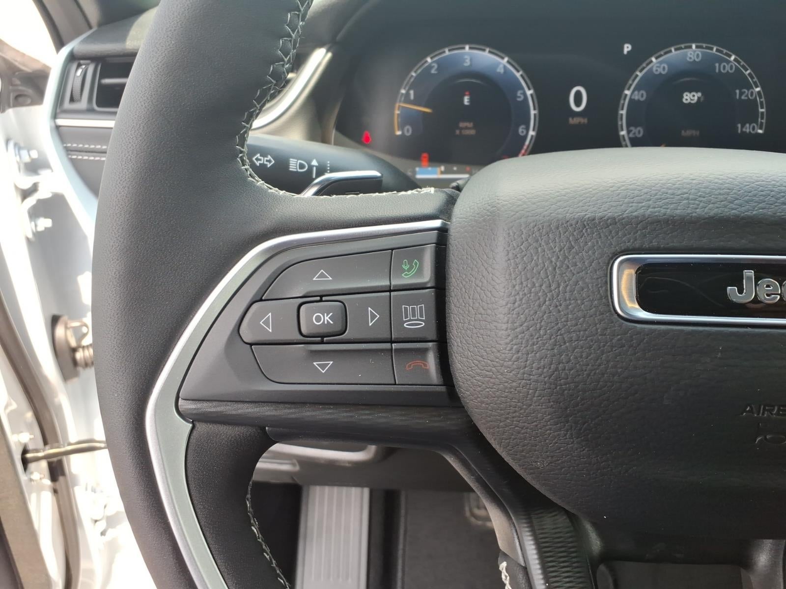 2026 Jeep Grand Cherokee GRAND CHEROKEE L LAREDO X 4X2