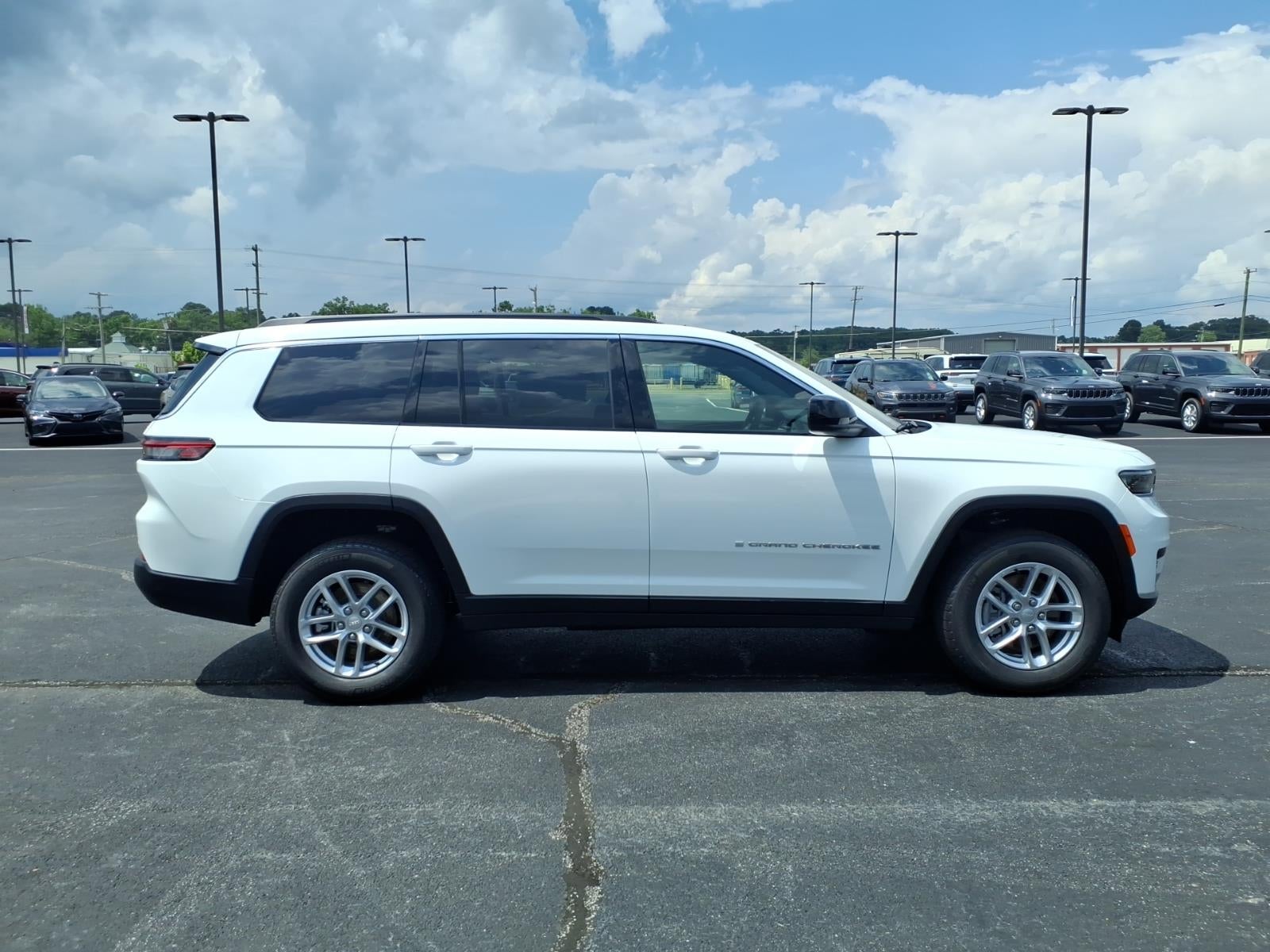 2026 Jeep Grand Cherokee GRAND CHEROKEE L LAREDO X 4X2