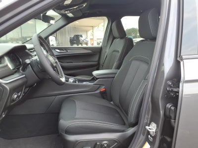 2026 Jeep Grand Cherokee GRAND CHEROKEE L LAREDO X 4X2