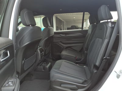 2026 Jeep Grand Cherokee GRAND CHEROKEE L LAREDO 4X2