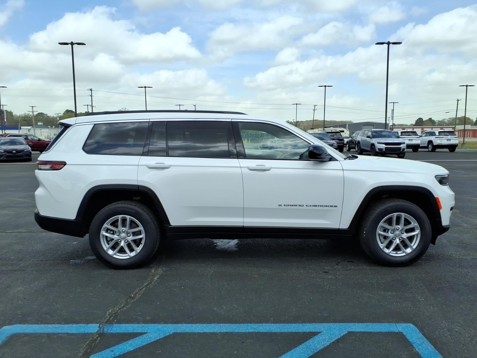 2026 Jeep Grand Cherokee GRAND CHEROKEE L LAREDO 4X2