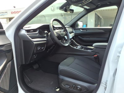 2026 Jeep Grand Cherokee GRAND CHEROKEE L LAREDO X 4X2