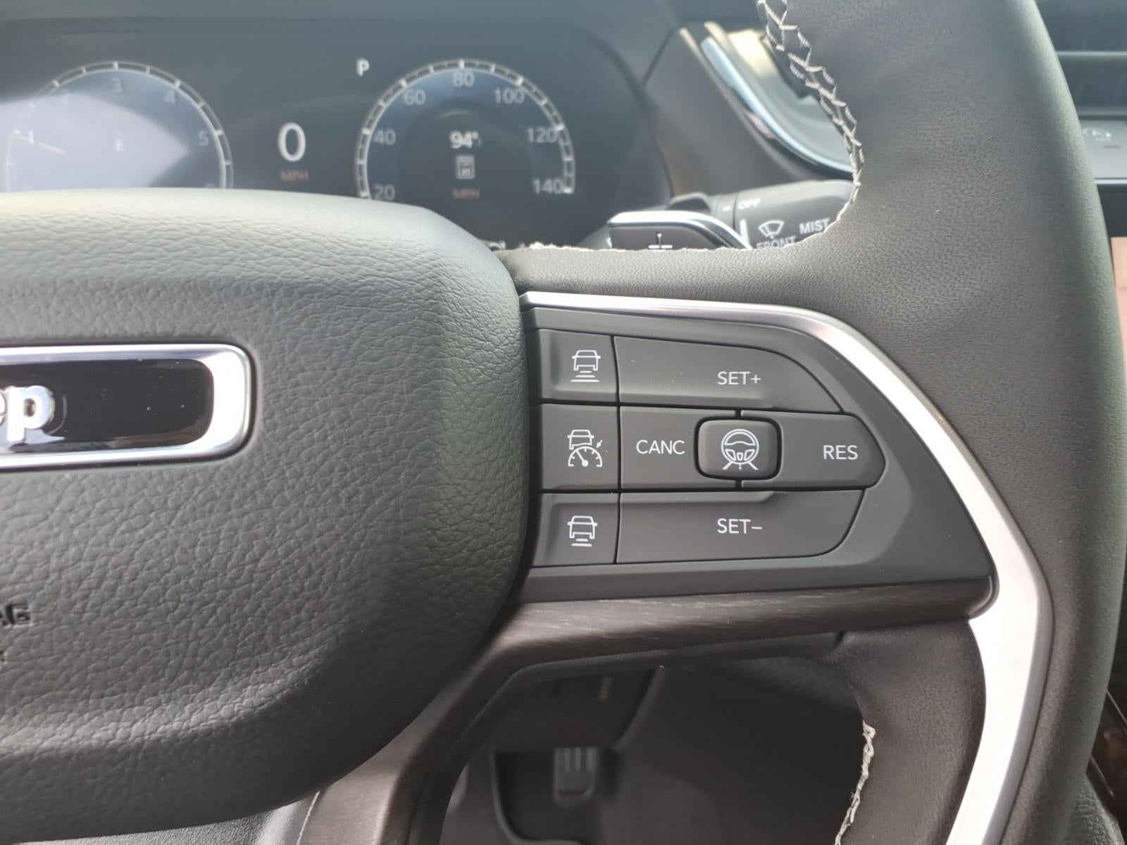 2026 Jeep Grand Cherokee GRAND CHEROKEE L LAREDO ALTITUDE 4X2