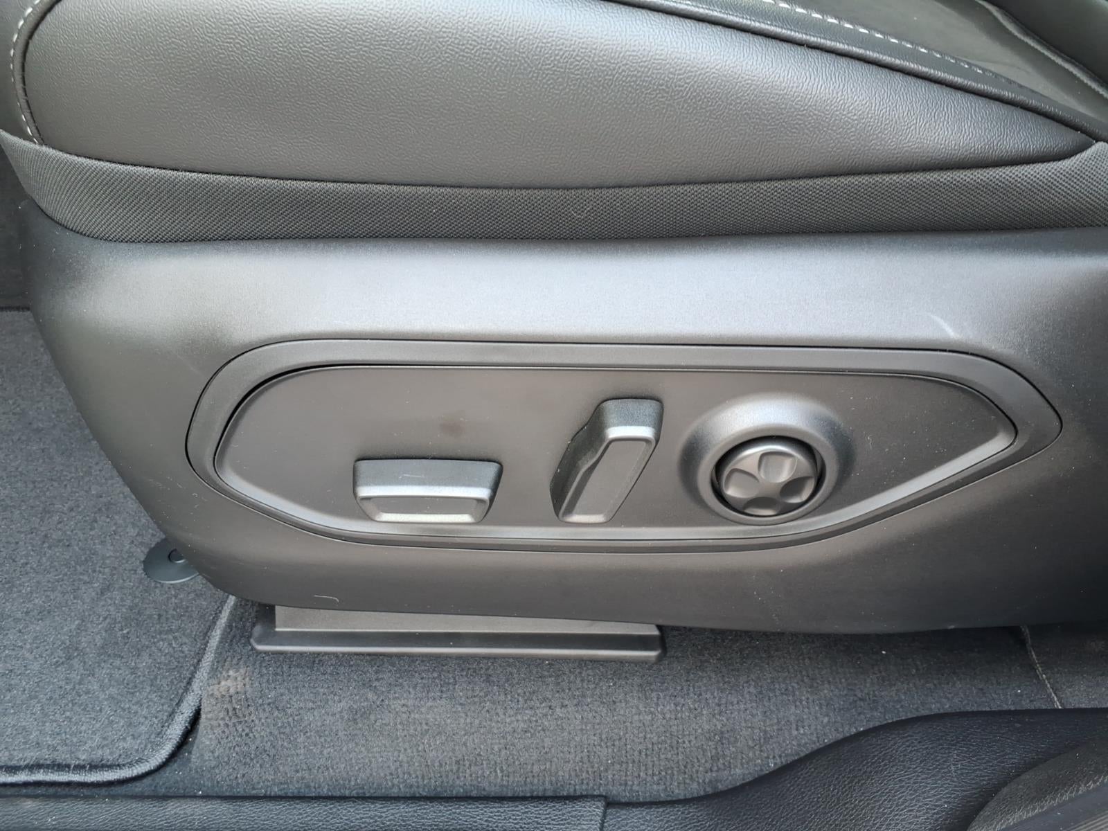 2026 Jeep Grand Cherokee GRAND CHEROKEE L LAREDO ALTITUDE 4X2