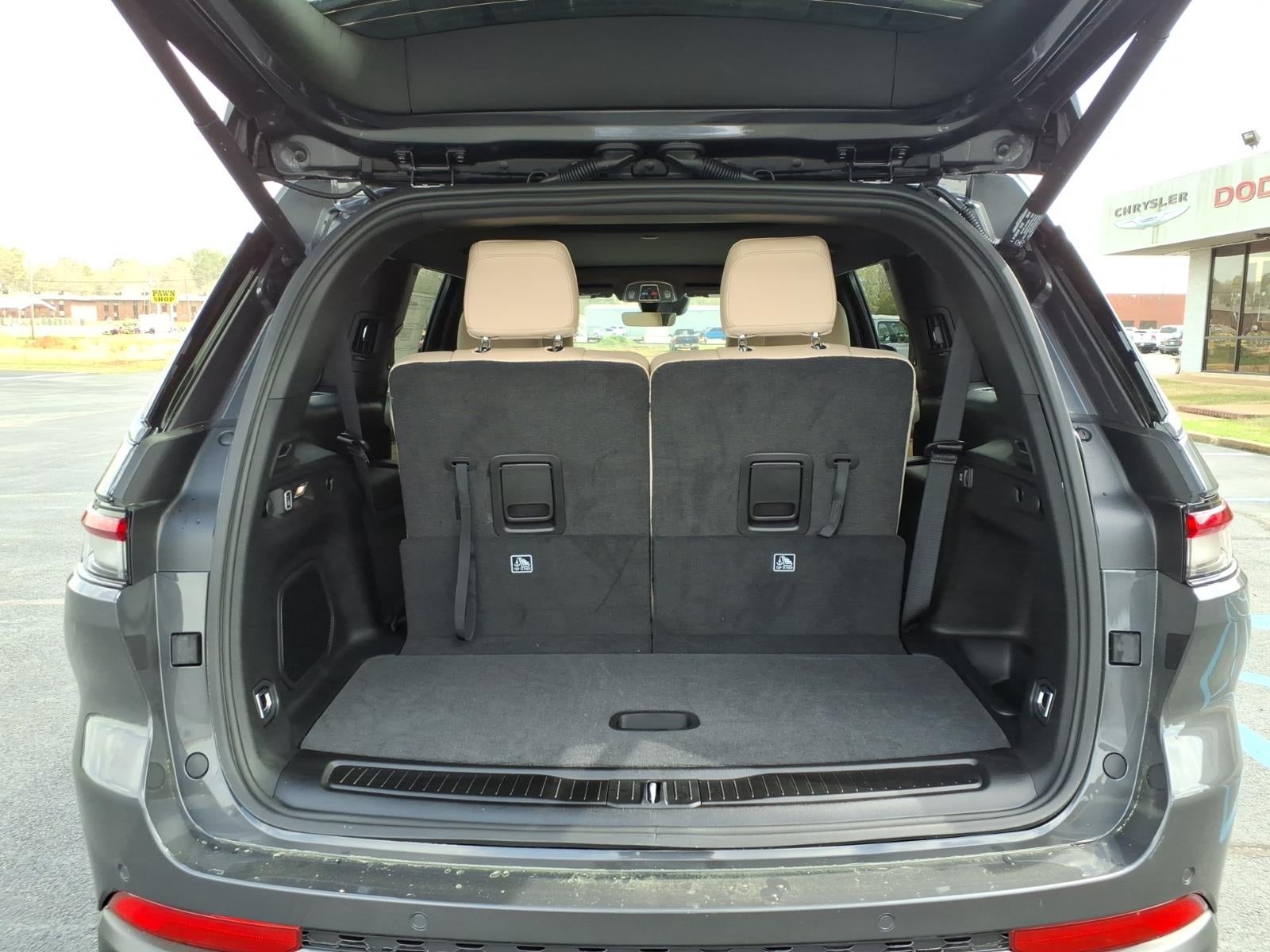 2026 Jeep Grand Cherokee GRAND CHEROKEE L LIMITED 4X2