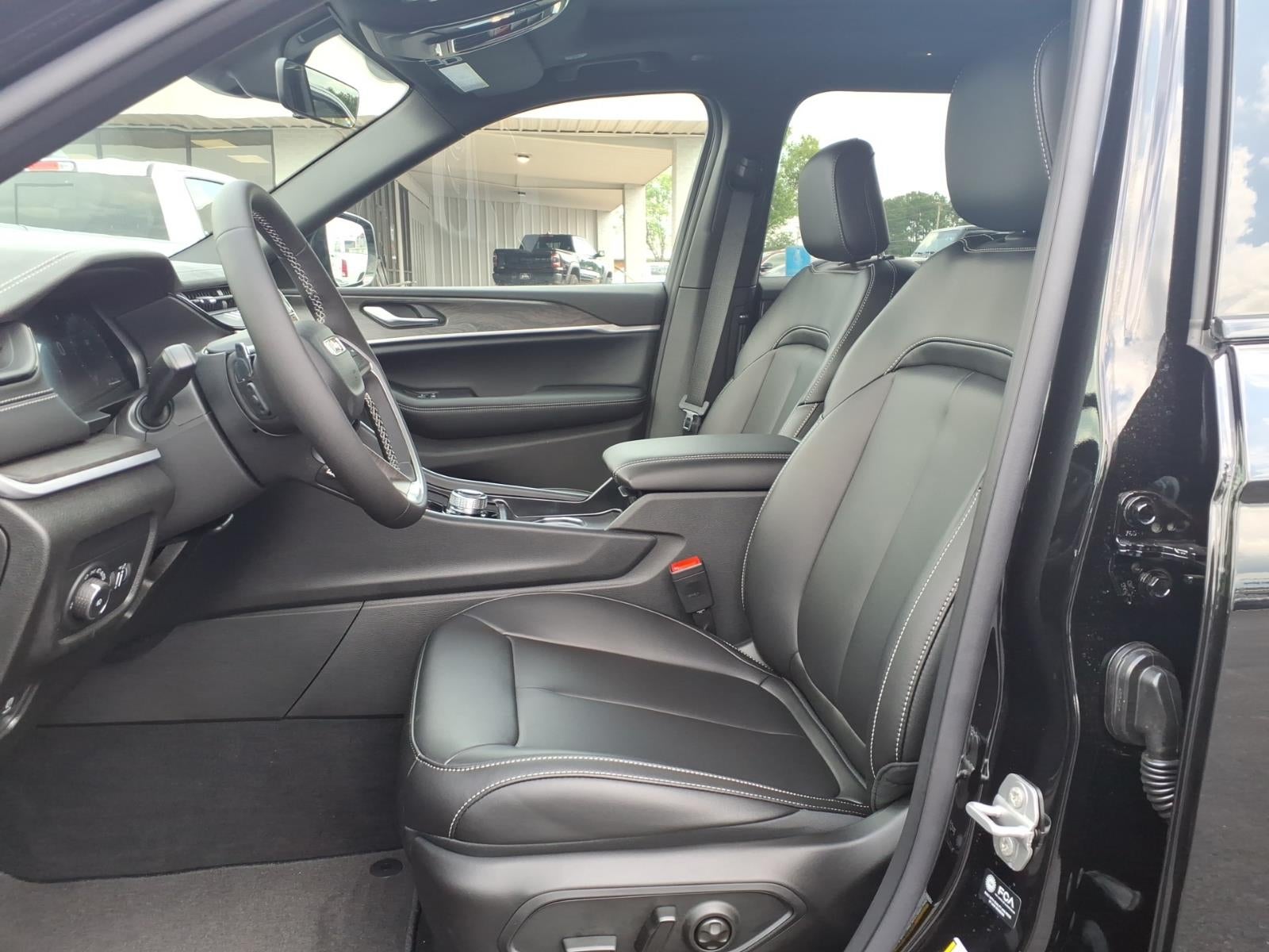 2026 Jeep Grand Cherokee GRAND CHEROKEE L LIMITED 4X2