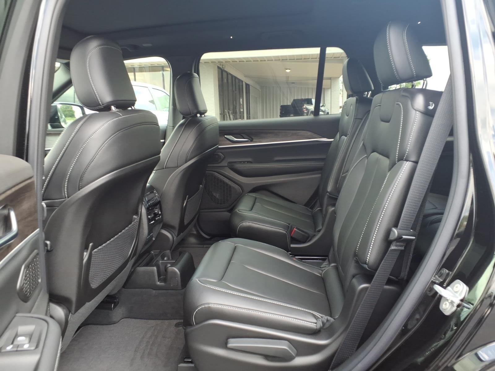 2026 Jeep Grand Cherokee GRAND CHEROKEE L LIMITED 4X2