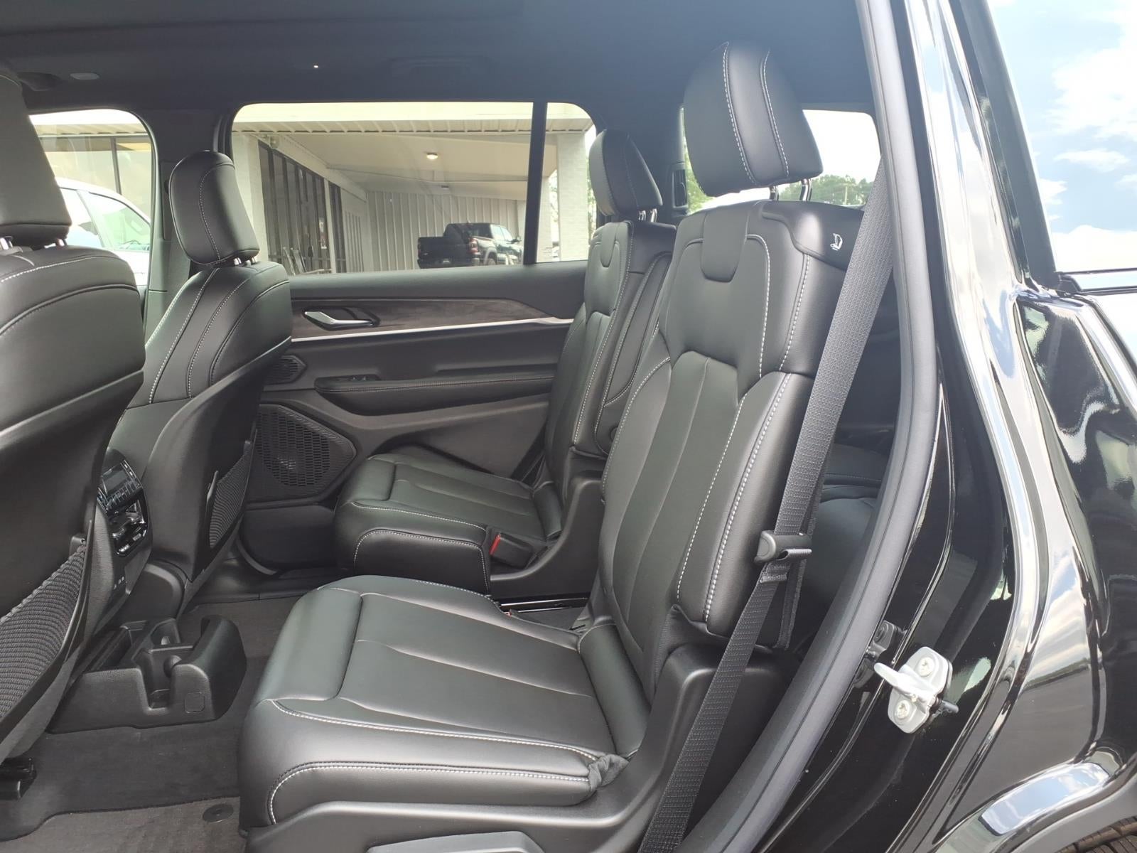 2026 Jeep Grand Cherokee GRAND CHEROKEE L LIMITED 4X2