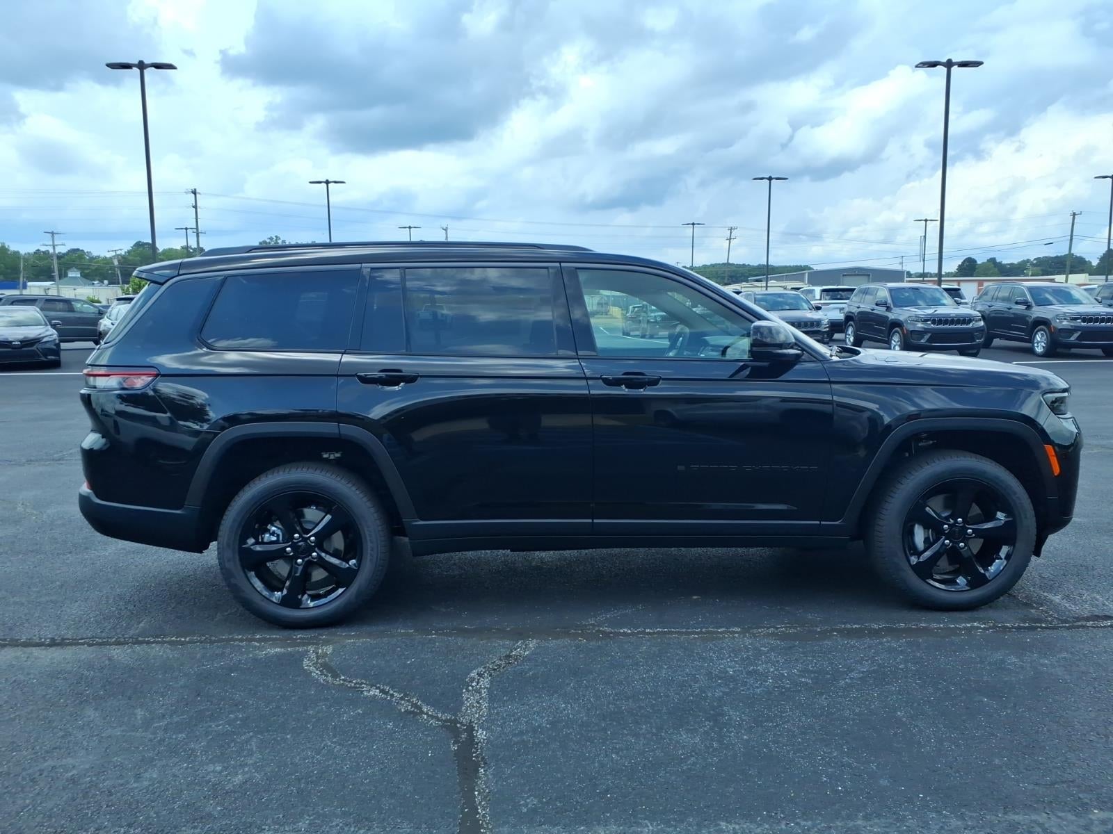 2026 Jeep Grand Cherokee GRAND CHEROKEE L LIMITED 4X2