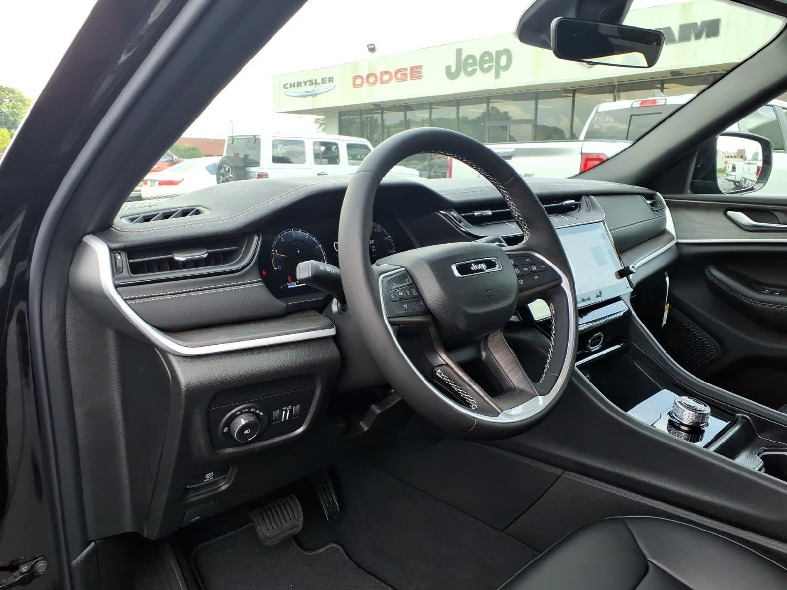 2026 Jeep Grand Cherokee GRAND CHEROKEE L LIMITED 4X2