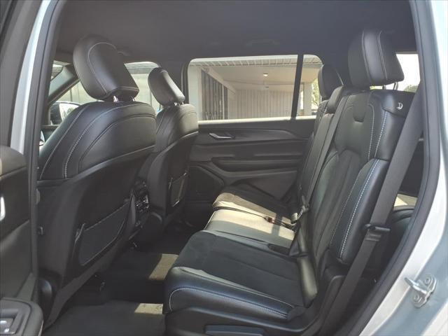 2024 Jeep Grand Cherokee L Altitude 4x4