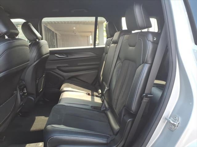 2024 Jeep Grand Cherokee L Altitude 4x4