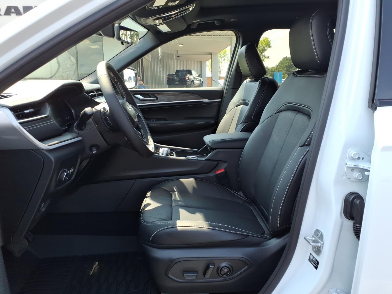 2026 Jeep Grand Cherokee GRAND CHEROKEE L LIMITED RESERVE 4X4