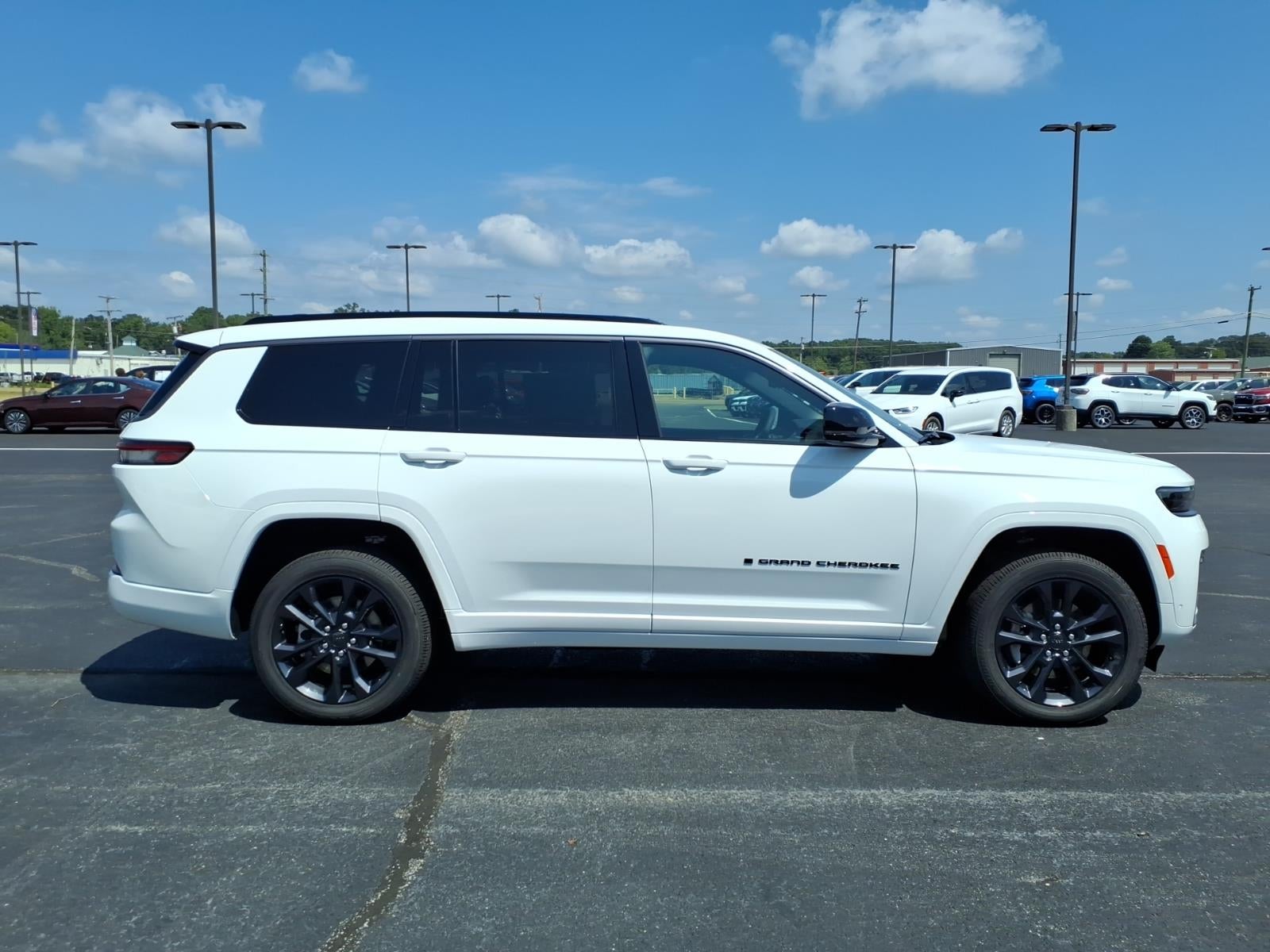 2026 Jeep Grand Cherokee GRAND CHEROKEE L LIMITED RESERVE 4X4