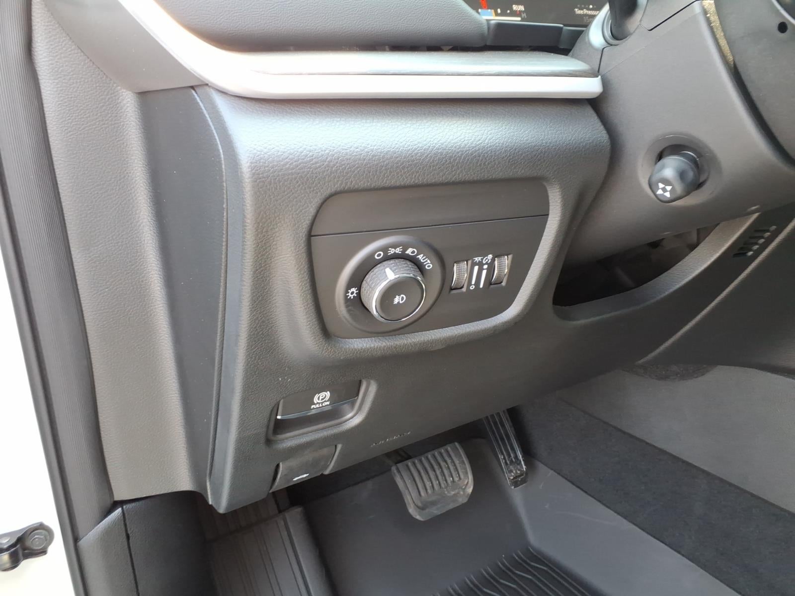 2026 Jeep Grand Cherokee GRAND CHEROKEE L LIMITED RESERVE 4X4